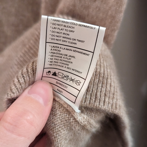 Quince Mongolian Cashmere V-Neck Sweater small - Picture 7 of 10